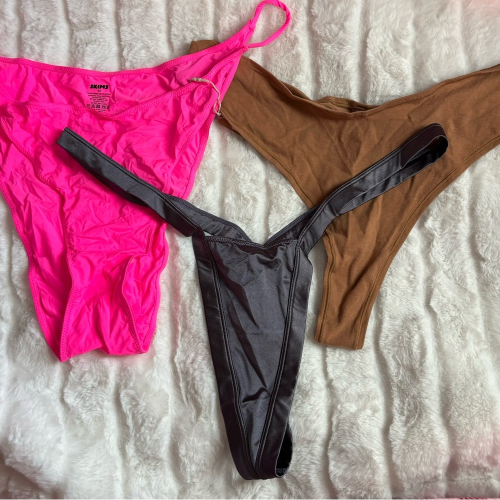 SKIMS 4x Panties Bundle 3/$28